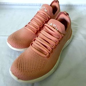 APL Techloom Breeze Sneakers